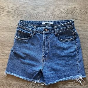 ZARA cutoff Jean Shorts